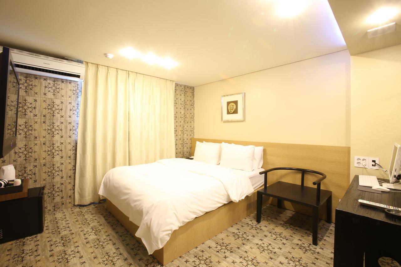 Guri Cello Hotel Exteriér fotografie
